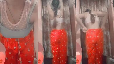 Big gaand bihari girl stripping in hot mms video