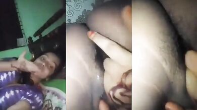 Naked wet pussy show of virgin muslim girlfriend