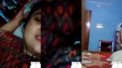 Mature unsatisfied aunty showing her bur online