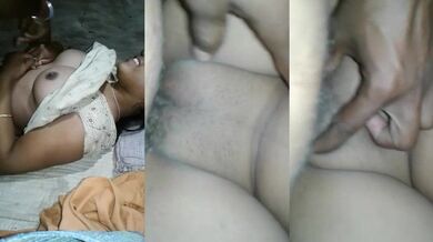 Big chuchi village Bhabhi fucking on chatai!