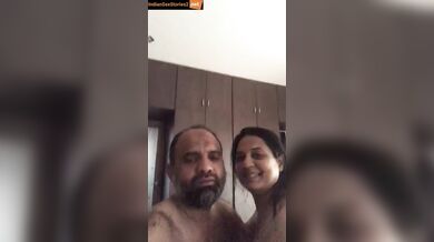 Muslim baba fucking big boobs aunty – hot video