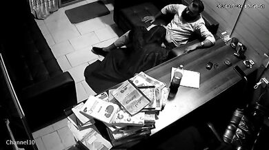 Muslim hotel owner fucking big ass bhabhi in leaked cctv video (update)