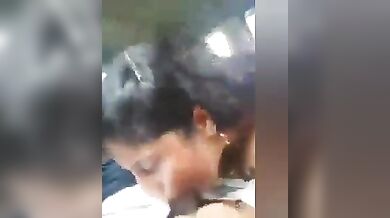 Tempo driver gets hot blowjob from horny malayalm aunty