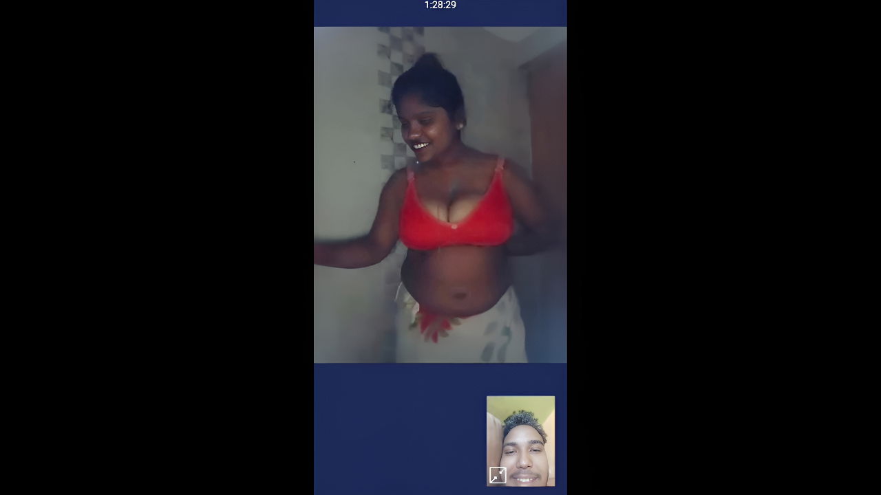 Big Boobs Desi Bhabhi Nude VC with BF – Viral Desi MMS on Desi49