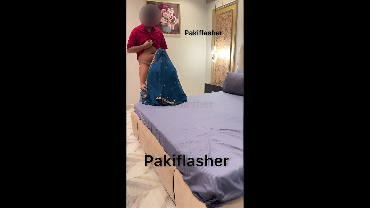 Desi Flasher Sania’s Steamy Fuck with Pizza Delivery Boy – Viral Desi MMS Clip