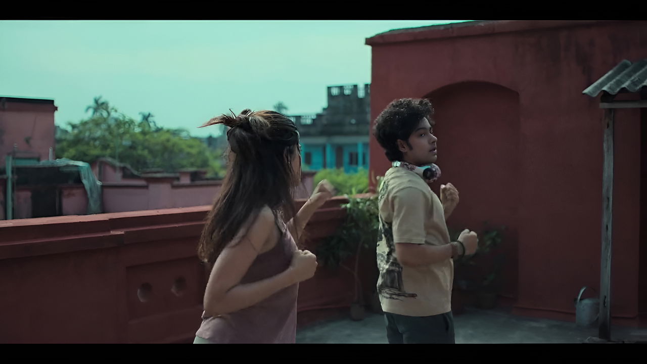 Sizzling Aaditi Pohankar & Riya Sen Hot Scenes in Ziddi Ishq 2 | Desi Video Compilation