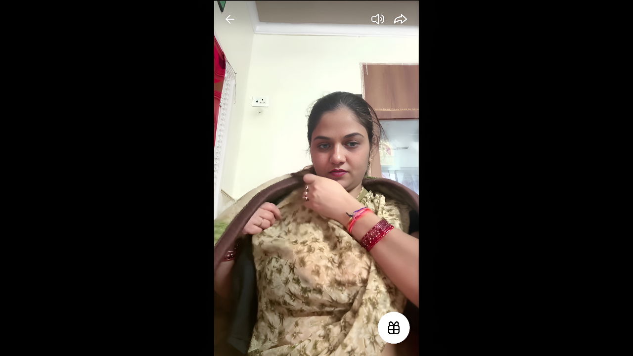Steamy Tango Live: Bhawna Aunty’s Viral Desi MMS Seduction