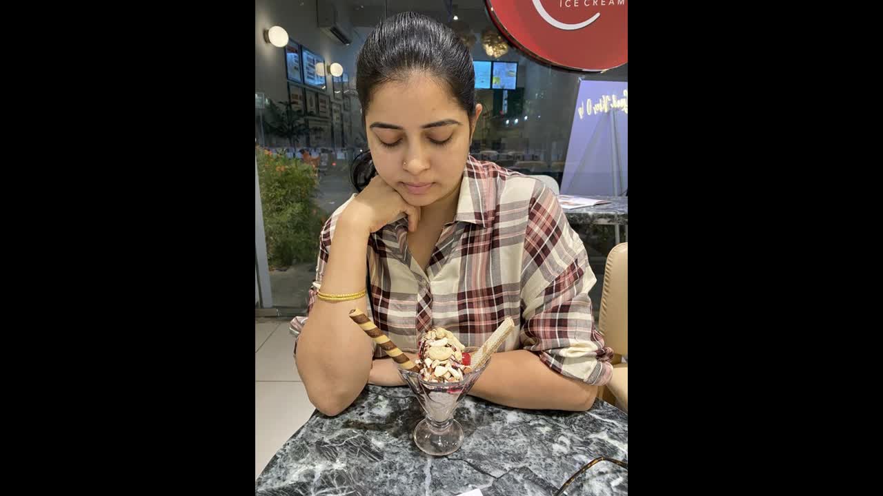 New Telugu Desi MILF Mom Caught by Son – Viral Desi MMS Clip