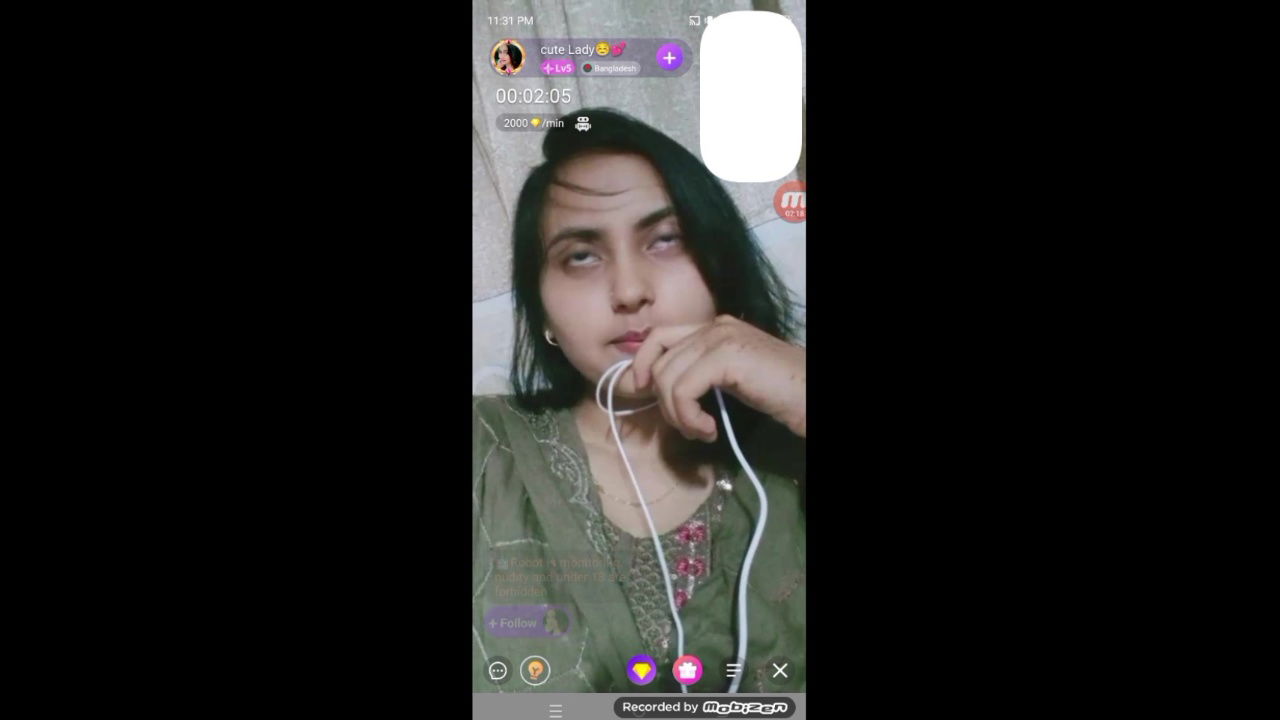 Cute Desi Lady’s Viral MMS: Aunty and Bhabhi in Steamy Indian Web Series