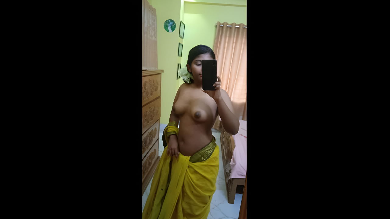 Steamy Bengali GF Horny Blowjob and Fingering – Desi49 Viral Desi Clips